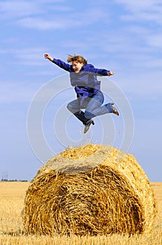 Jumping up on straw roll