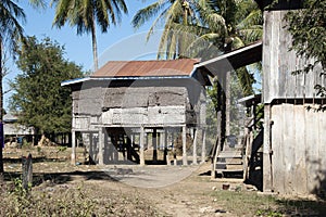 Ka Chuan Village, traditional houses of the Tompoun tribe