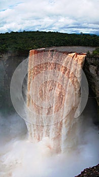 Kaieteur waterfall, one of the tallest falls in the world, potaro river, Guyana