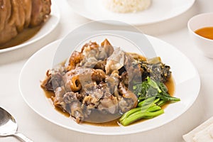 Kaki stewed pork leg sidedish