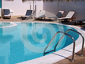 Kamari swimming pool