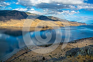 Kamloops Lake View Point. Train om the front