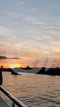 Kampoeng sega lake and sunset