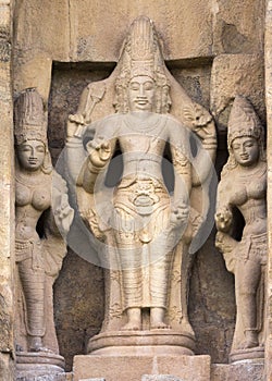 Kanakku Vinayaka, architect of the Gangaikunda Temple.