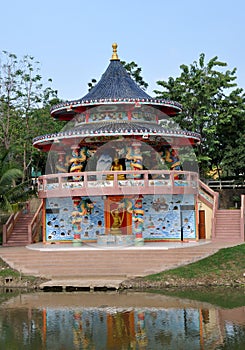 Kanchanaburi, Thailand: Temple photo