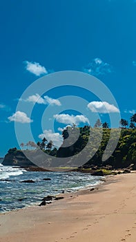 Karang Gantung Beach