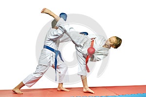 In karategi sportsmens beats blows karate photo