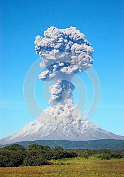 Karimskiy volcano eruption in Kamchatka