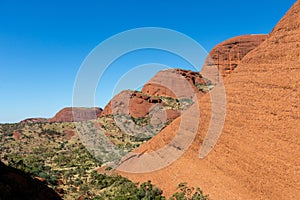 Karu lookout in the Kata Tjuta monolits in Yulara, Ayers Rock, Red Center, Australia