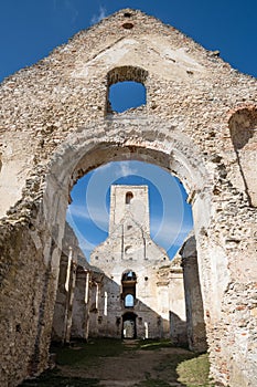 Katarinka - zřícenina středověkého františkánského kláštera, Slovensko