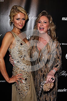 Kathy Hilton, Paris Hilton