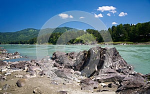 Katun river and mountains