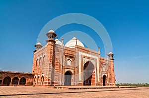 The Kau Ban Mosque at the Taj Mahal complex - Agra, India