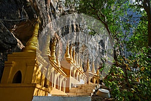 Kaw Ka Thaung Cave, Hpa An, Myanmar photo