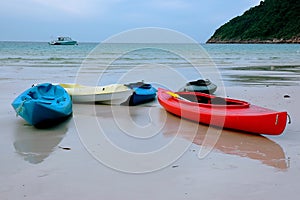 Kayak - Beach scenery