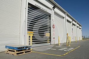 Keep Clear of Buildings