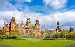 Kelvingrove Museum and Glasgow University photo