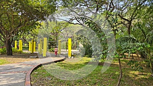Keneddy linear park, guayaquil, ecuador