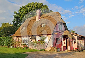 Kent country thatch cottage