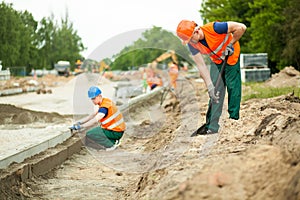 The kerb installation