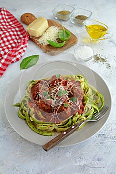 Keto Meatballs with Low-Carb Marinara Sauce and Zucchini Noodles