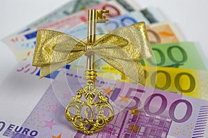 Key and euro