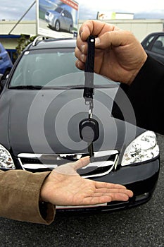 Key handover on car purchase