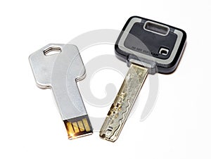 Key mechanical, crack-resistant, with high extent of protection, and a key electronic with a microchip