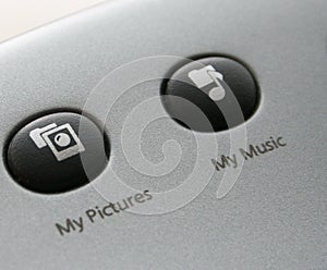 Keyboard music and pictures icons