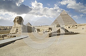 Khafre pyramid and sphinx