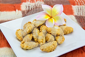 Khanom Pun Klib