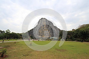 Khao Chee Chan Temple