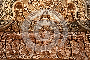 Khmer relief in Banteay Srei photo