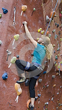 Khole Rock Climbing Series A 18