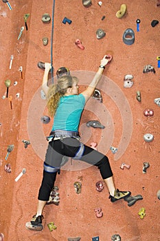 Khole Rock Climbing Series A 27