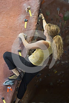 Khole Rock Climbing Series A 44