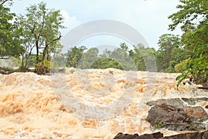 Khone phapheng falls