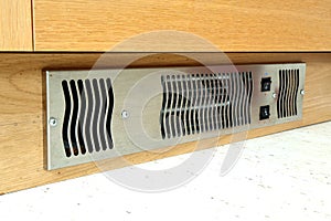 Kick Board Heater