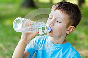 Kid drink water