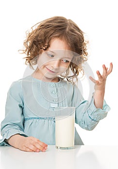 Kid drinks milk