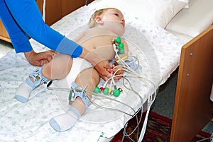 The kid on inspection in hospital