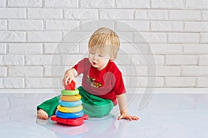 Kid and nesting blocks