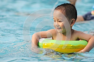 Kid swim