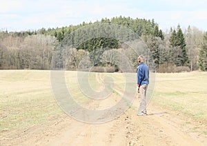 Kid watching road