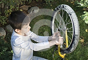 Kid who fix bikes