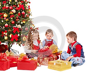 Kids with Christmas gift box.