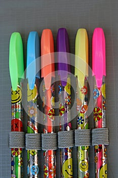 Kids markers in various colors. Felt pens in colors.