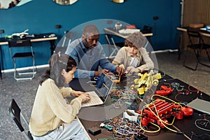 Kids Programming in Robotics Class