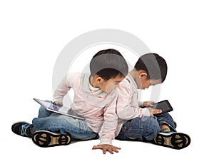 Kids using tablet PC