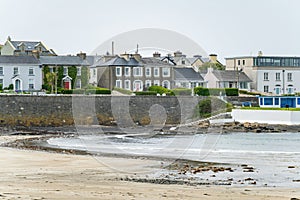 Kilkee, Irish coastal town, popular as a seaside resort, located in horseshoe bay and protected from the Atlantic Ocean by the